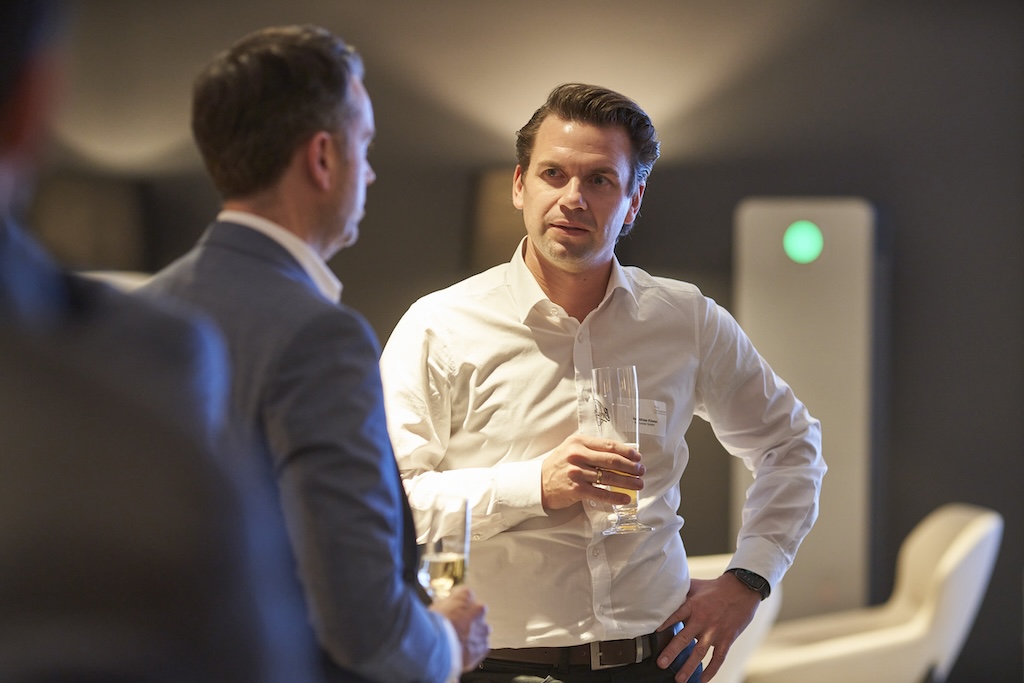 besucher globales produktionsmanagement nectanet lounge