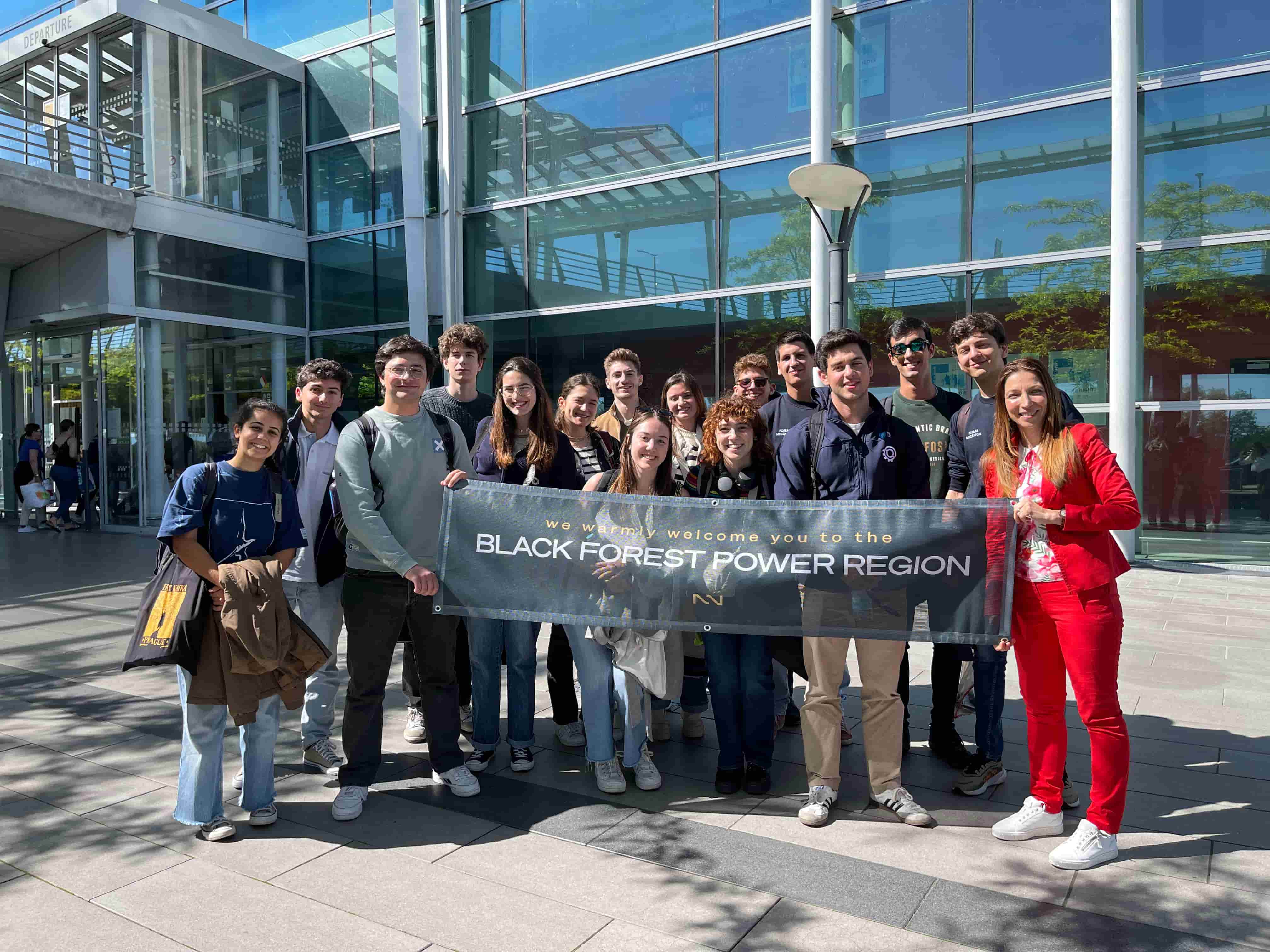 Gruppenbild delegation portugiesische studenten basel